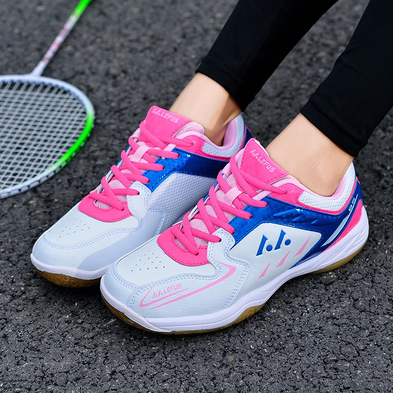 أحذية رياضية للريشة الطائرة 20 - مراجعة Table Tennis Youth وسعره